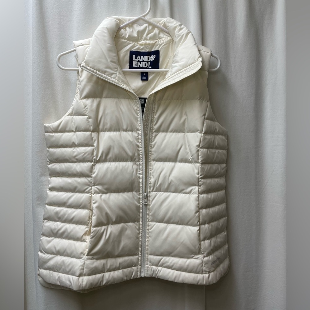 Lands' End NWT Off-White Quilted Vest